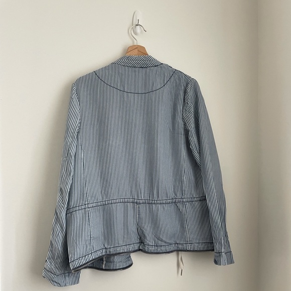 Blue striped Blazer - Picture 2 of 3